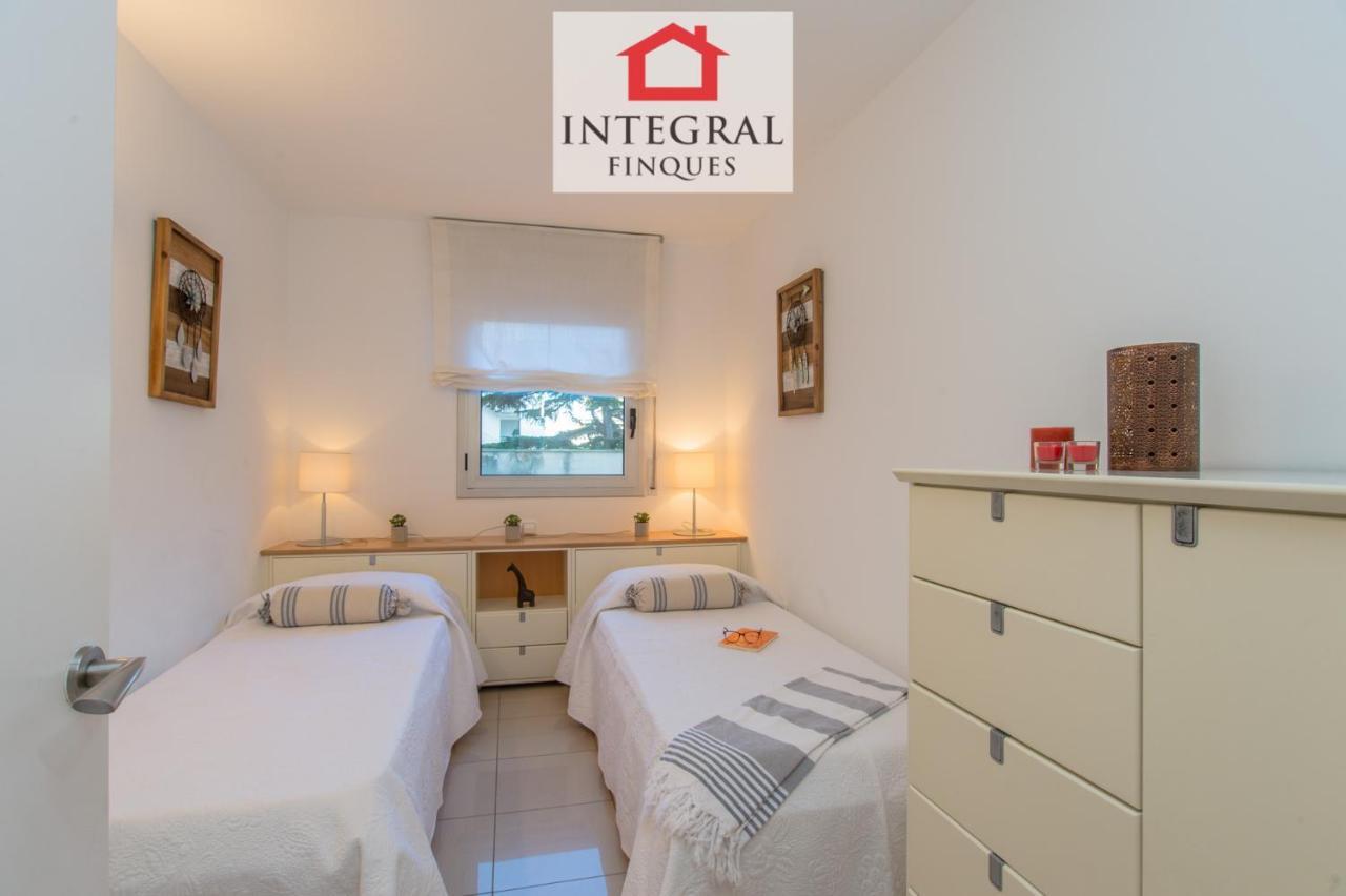 Palamós BeachFront Apartment Kültér fotó